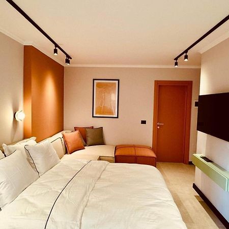 Lili'S Tirana Center Apartments Экстерьер фото