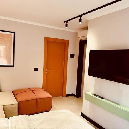 Lili'S Tirana Center Apartments Экстерьер фото