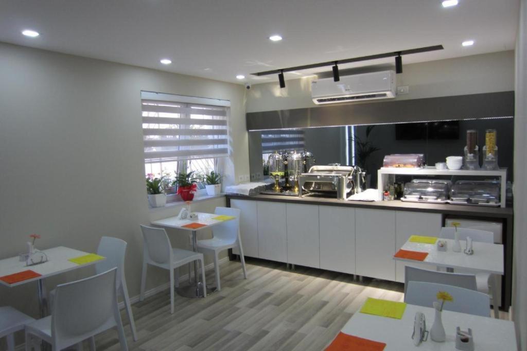 Lili'S Tirana Center Apartments Экстерьер фото