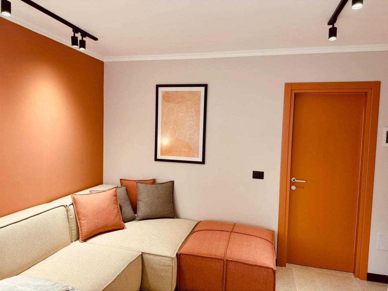 Lili'S Tirana Center Apartments Экстерьер фото