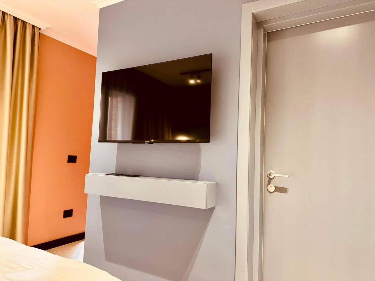 Lili'S Tirana Center Apartments Экстерьер фото